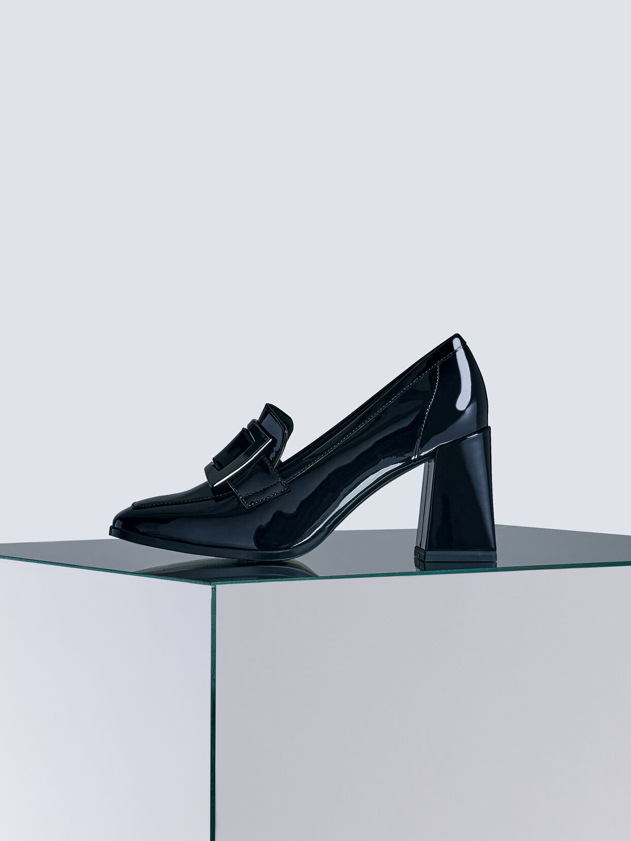 Ledertrotteur - schwarz, BLACK PATENT, hi-res