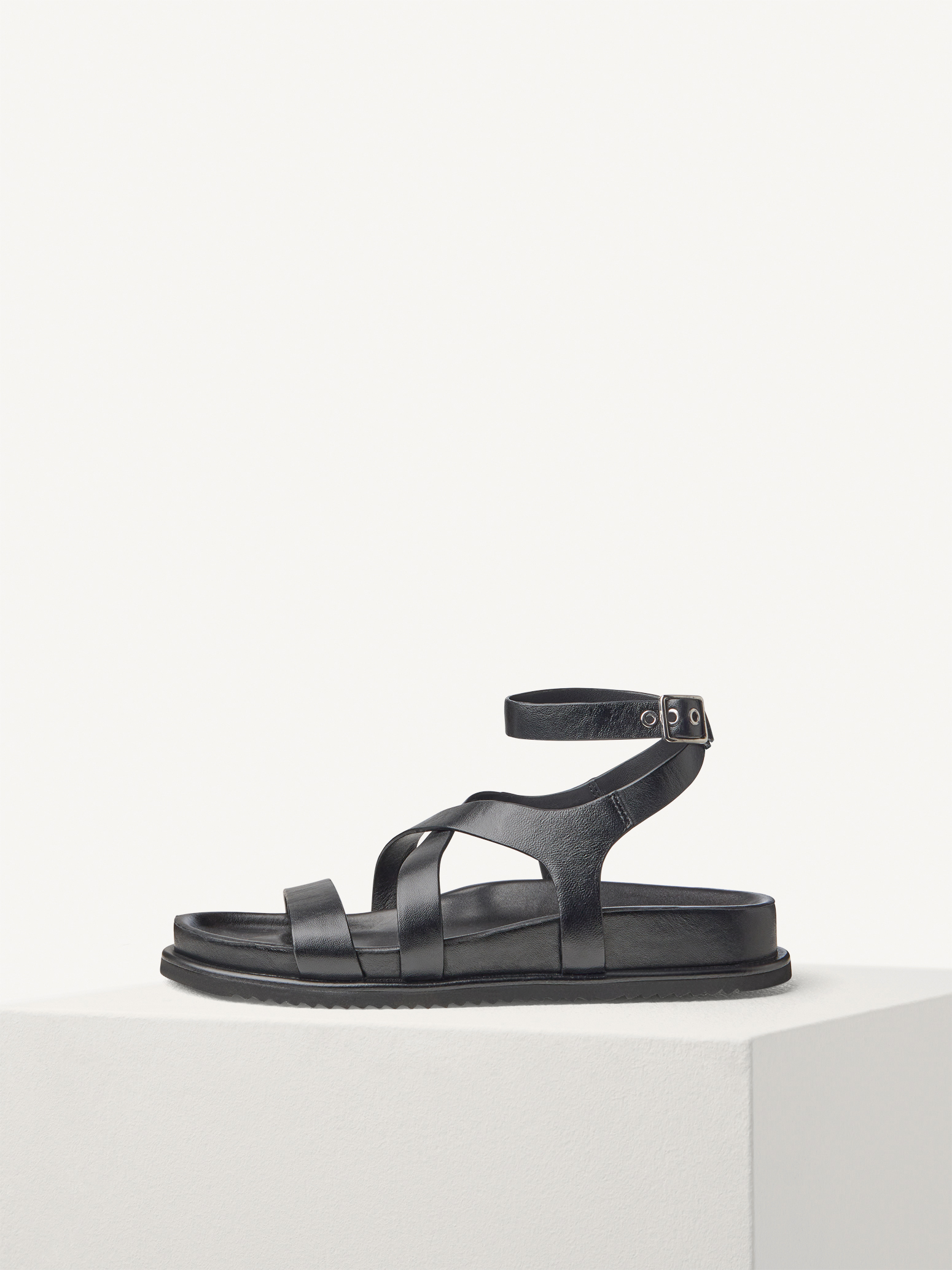 Sandal